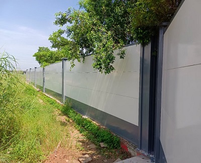 施工圍擋迎美麗變身，展現(xiàn)城市文明端口
