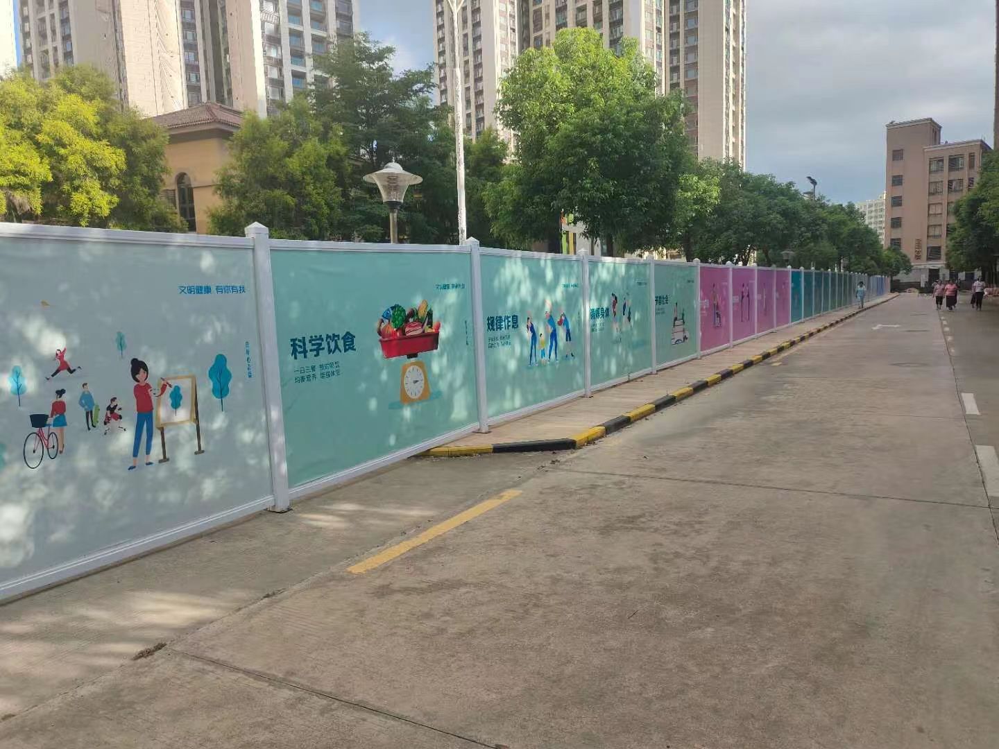 深圳a型圍擋多少錢？?jī)r(jià)格根據(jù)哪些因素來定？【旭東鋼構(gòu)圍擋廠家】